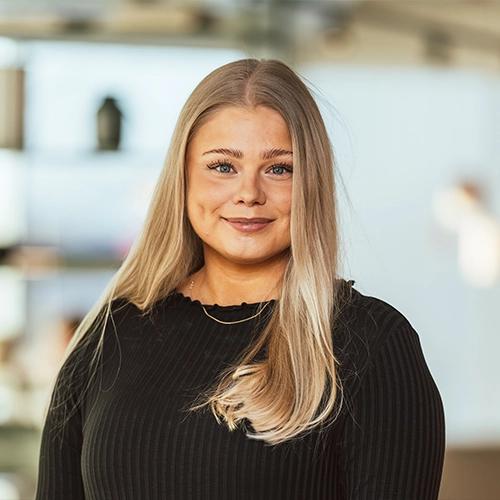 Elin Johansson (föräldraledig)